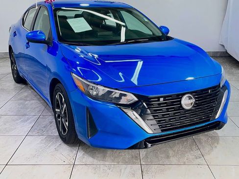 Used 2024 Nissan Sentra SV image 1