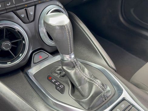Certified 2021 Chevrolet Camaro LT RWD image 21