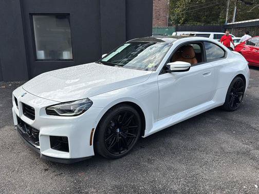 Used 2023 BMW M2 w/ Lighting Package RWD image 2
