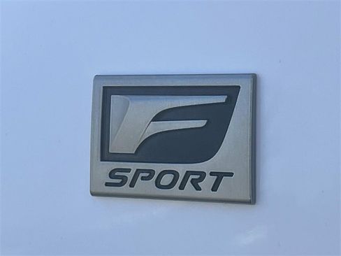 Used 2023 Lexus RX 500h F Sport image 12