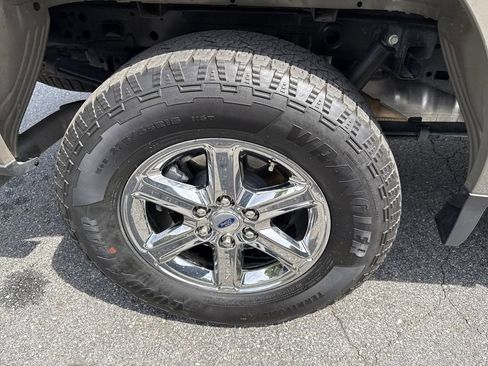Used 2025 Ford F150 XLT w/ Equipment Group 301A Standard AWD/4WD image 17