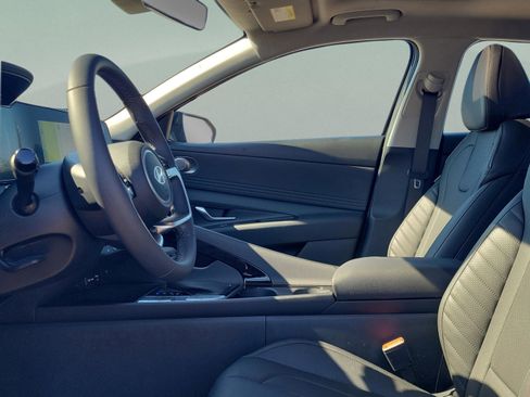 New 2026 Hyundai Elantra Limited image 11