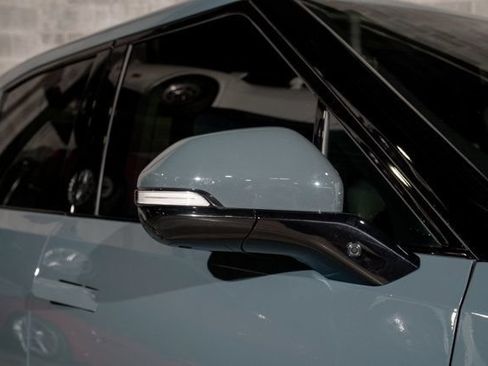 Used 2026 Rivian R1T Premium AWD/4WD image 17