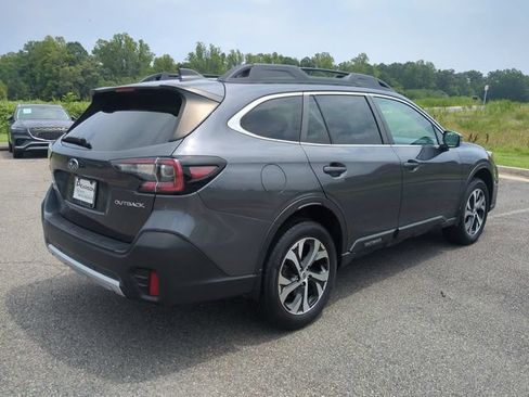 Used 2020 Subaru Outback Limited w/ Popular Package #2 AWD/4WD image 4