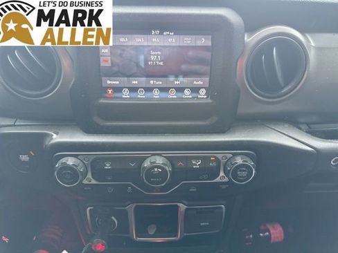 Used 2022 Jeep Gladiator Sport w/ Trailer Tow Package AWD/4WD image 9