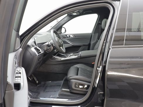 New 2026 BMW X7 xDrive40i w/ M Sport Package image 6