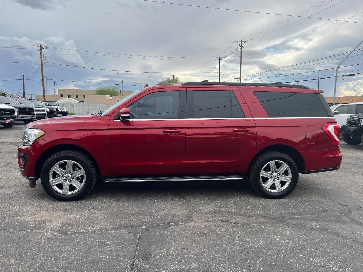Used 2019 Ford Expedition Max XLT w/ Equipment Group 202A AWD/4WD image 9