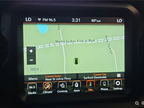 Used 2021 Jeep Wrangler Unlimited Sahara w/ Cold Weather Group AWD/4WD image 12