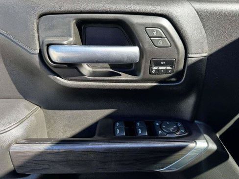 Used 2020 Chevrolet Silverado 1500 LTZ w/ LTZ Plus Package AWD/4WD image 18
