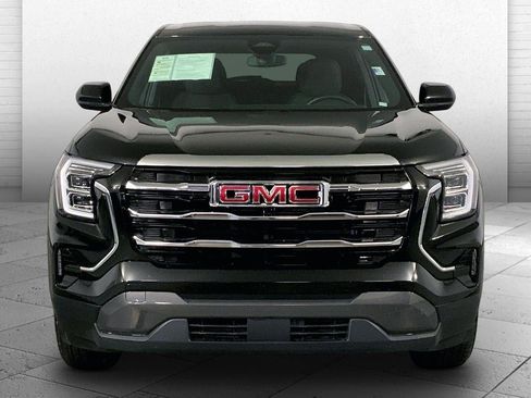 Used 2026 GMC Terrain Elevation FWD image 2