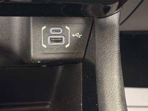 Used 2024 Jeep Compass Trailhawk image 24