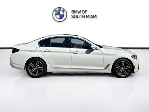 Used 2023 BMW 530i w/ Premium Package image 8