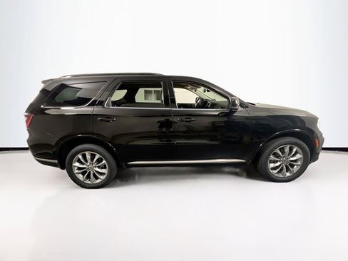 Used 2022 Dodge Durango SXT w/ Anodized Platinum Package image 4