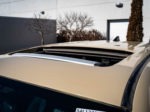 Used 2017 Toyota Tacoma TRD Sport image 14