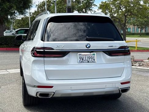 Used 2026 BMW X7 xDrive40i AWD/4WD image 11