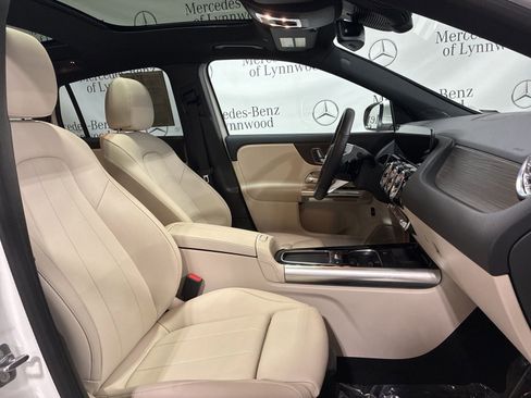 Used 2025 Mercedes-Benz GLA 250 4MATIC image 20