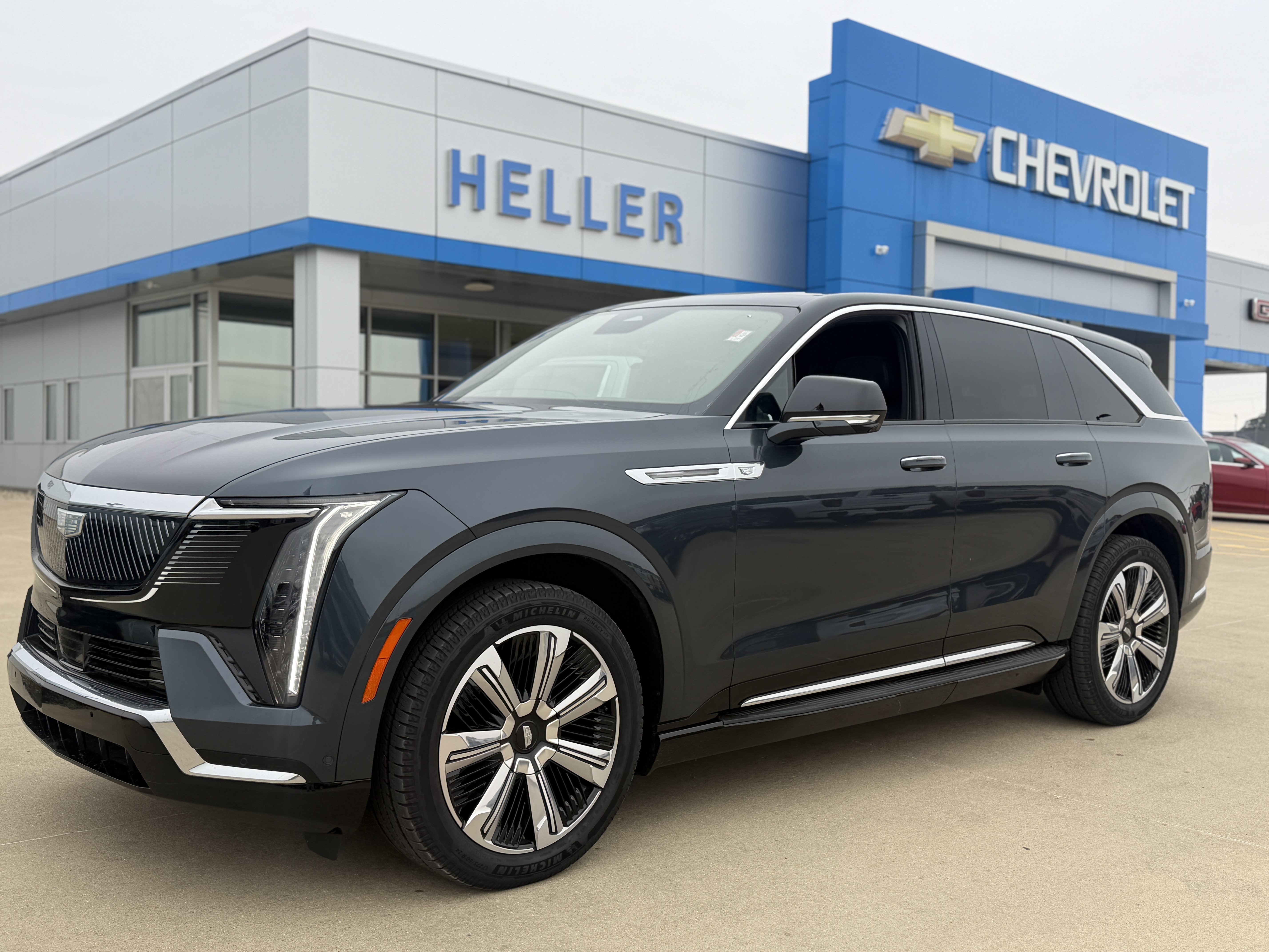 Used 2026 Cadillac Escalade IQ Luxury 1 AWD/4WD image 3