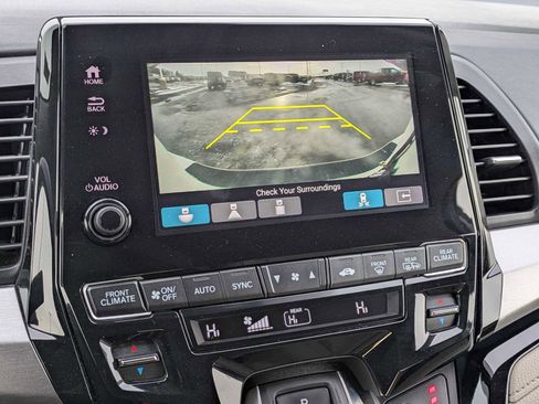 Used 2023 Honda Odyssey Touring image 30