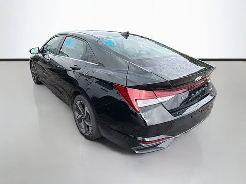 Used 2021 Hyundai Elantra Limited w/ Cargo Package FWD image 6