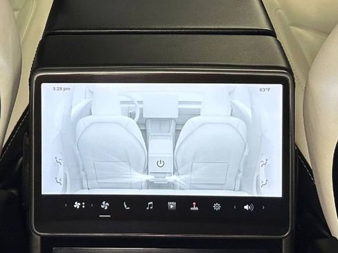 Used 2025 Tesla Model 3 Long Range image 33