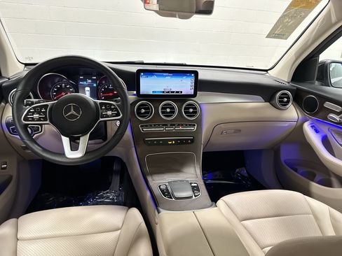 Used 2020 Mercedes-Benz GLC 300 4MATIC image 30
