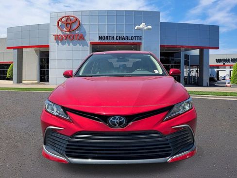 Used 2023 Toyota Camry LE FWD image 3