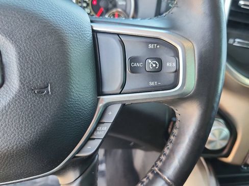 Used 2020 RAM 1500 Laramie AWD/4WD image 23