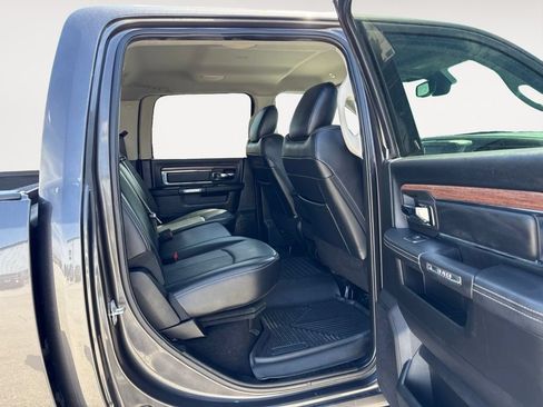 Used 2018 RAM 3500 Laramie AWD/4WD image 16