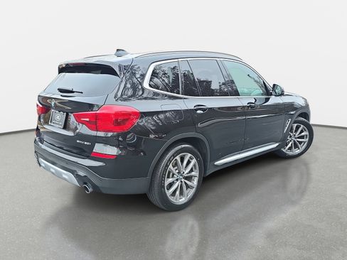 Used 2019 BMW X3 sDrive30i w/ Driving Assistance Package image 5