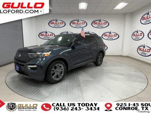 Certified 2023 Ford Explorer XLT w/ Equipment Group 202A RWD image 4