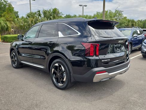 Certified 2025 Kia Sorento SX Prestige image 5