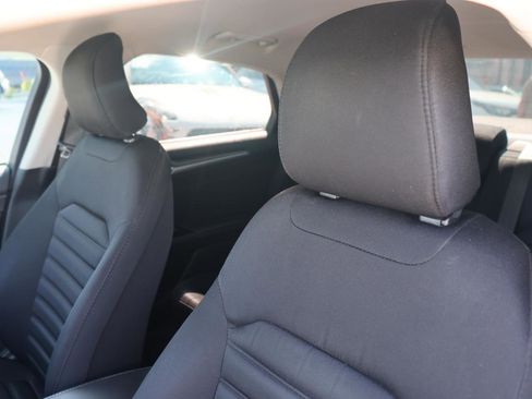 Used 2016 Ford Fusion SE image 26