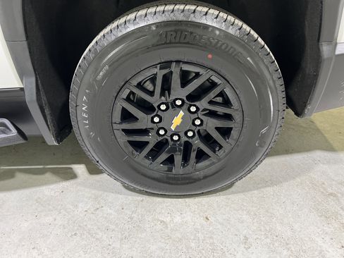 Used 2024 Chevrolet Silverado EV W/T image 13