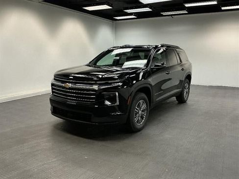 New 2026 Chevrolet Traverse LT w/ LPO, Floor Liner Package FWD image 1