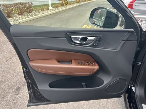 Certified 2025 Volvo XC60 B5 Plus image 16