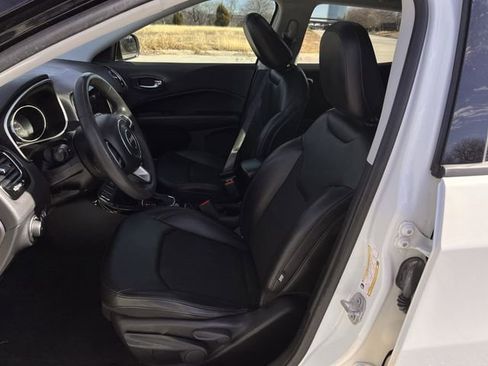 Used 2021 Jeep Compass Latitude w/ Sun and Sound Group image 24