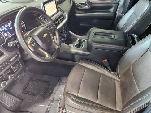 Used 2021 Chevrolet Tahoe High Country w/ Premium Package AWD/4WD image 4