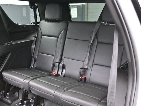 Used 2022 Chevrolet Tahoe Z71 w/ Luxury Package image 38