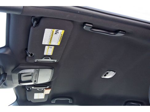 Used 2025 Subaru Forester AWD/4WD image 26