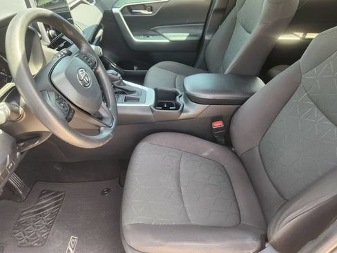 Used 2023 Toyota RAV4 XLE w/ Convenience Package FWD image 13