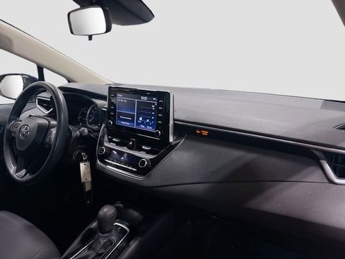 Used 2020 Toyota Corolla LE FWD image 28