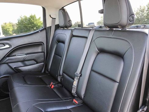 Used 2022 Chevrolet Colorado LT w/ Redline Special Edition image 18