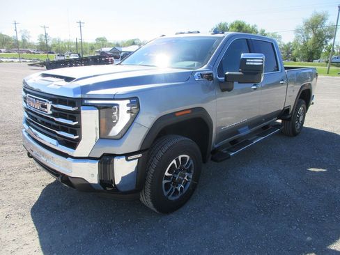 New 2026 GMC Sierra 2500 SLT w/ SLT Premium Package AWD/4WD image 10