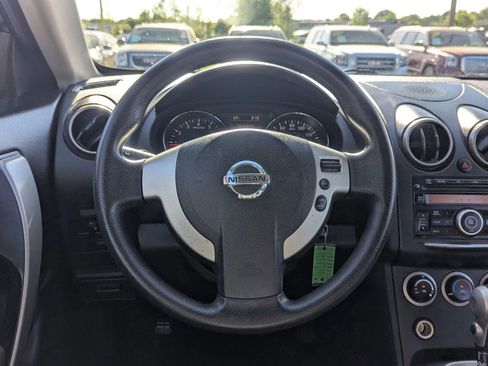 Used 2013 Nissan Rogue S AWD/4WD image 15
