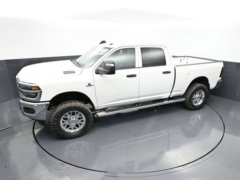New 2026 RAM 2500 Tradesman AWD/4WD image 30