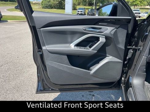 New 2025 Audi Q5 Premium Plus image 22