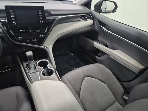 Used 2024 Toyota Camry LE image 11