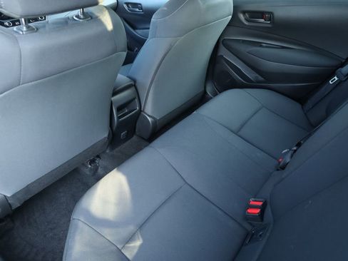 Used 2022 Toyota Corolla LE image 23