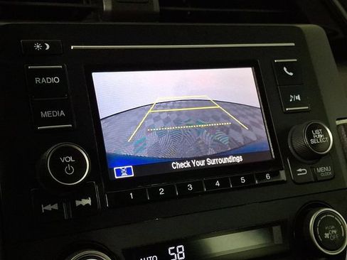 Used 2020 Honda Civic LX image 4