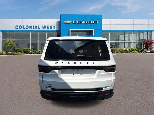 Used 2023 Jeep Wagoneer Series II AWD/4WD image 6